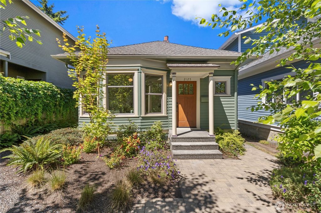 Photo of 2125 4th Avenue W, Seattle, WA 98119 (MLS # 2404770)