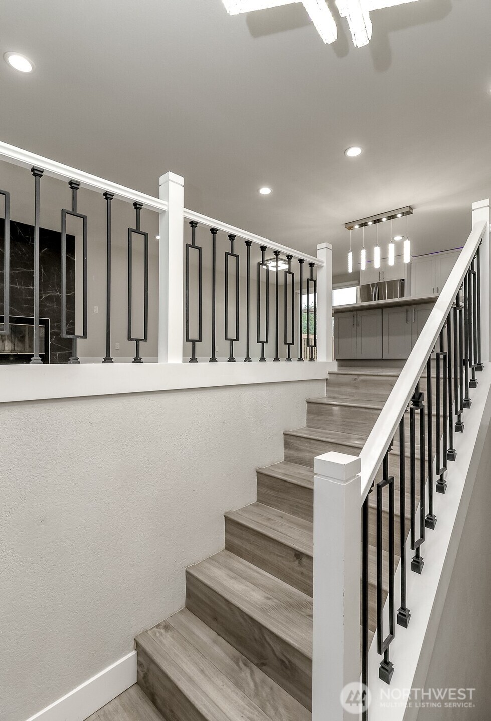 12725 Roosevelt Way NE