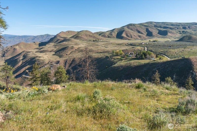 25 Chelan Hills Acres Road