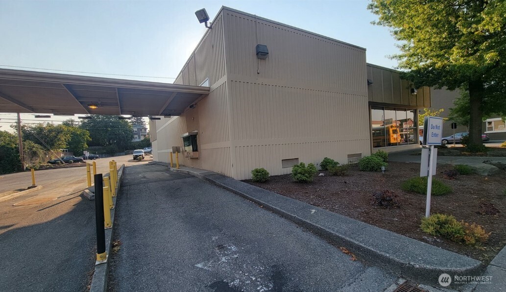 501 N Olympic Avenue