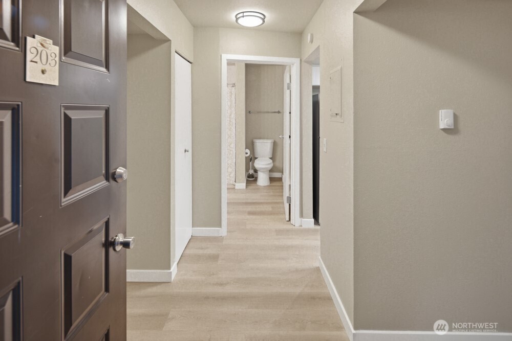 10506 NE 32nd Place G203