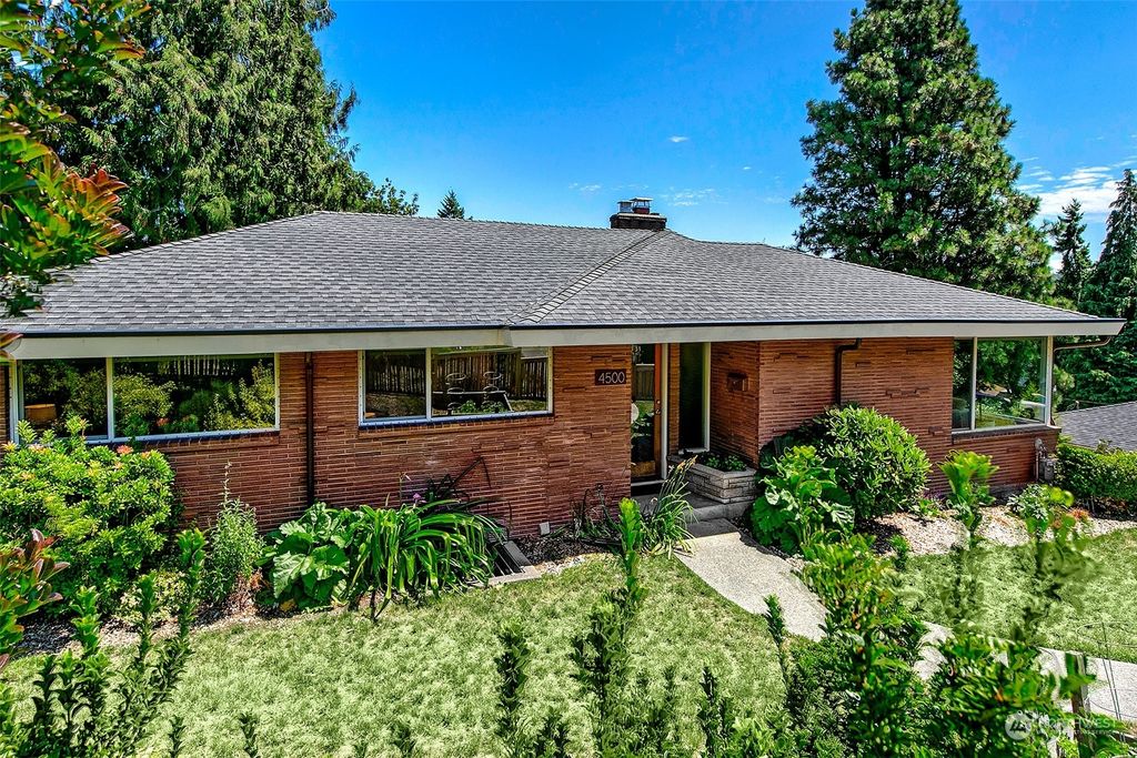 Photo of 4500 50th Avenue SW, Seattle, WA 98116 (MLS # 2138488)
