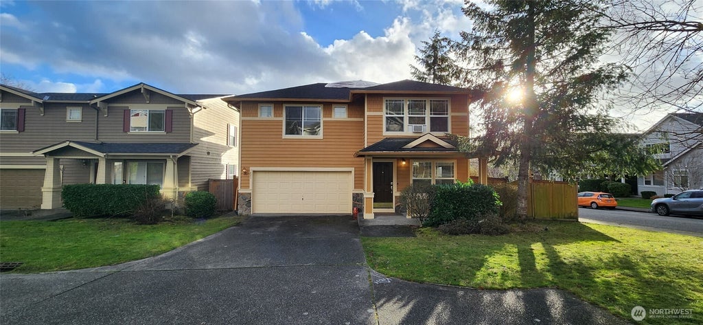 Photo of 821 233rd Place NE, Sammamish, WA 98074 (MLS # 2594181)