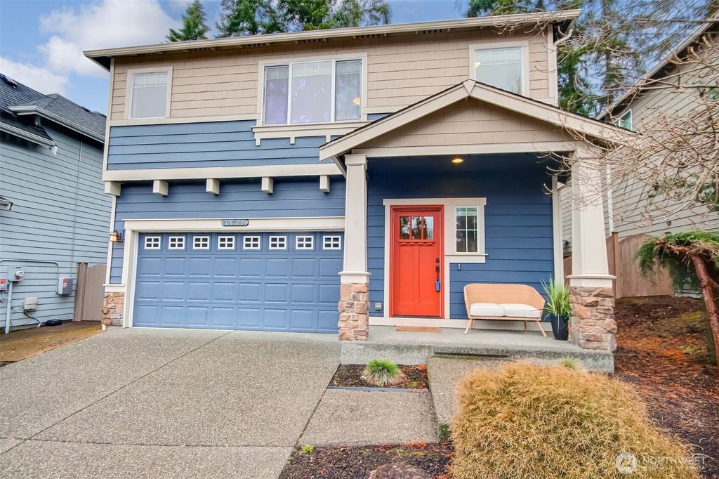 Photo of 7608 NE 201st Place, Kenmore, WA 98028 (MLS # 2334934)