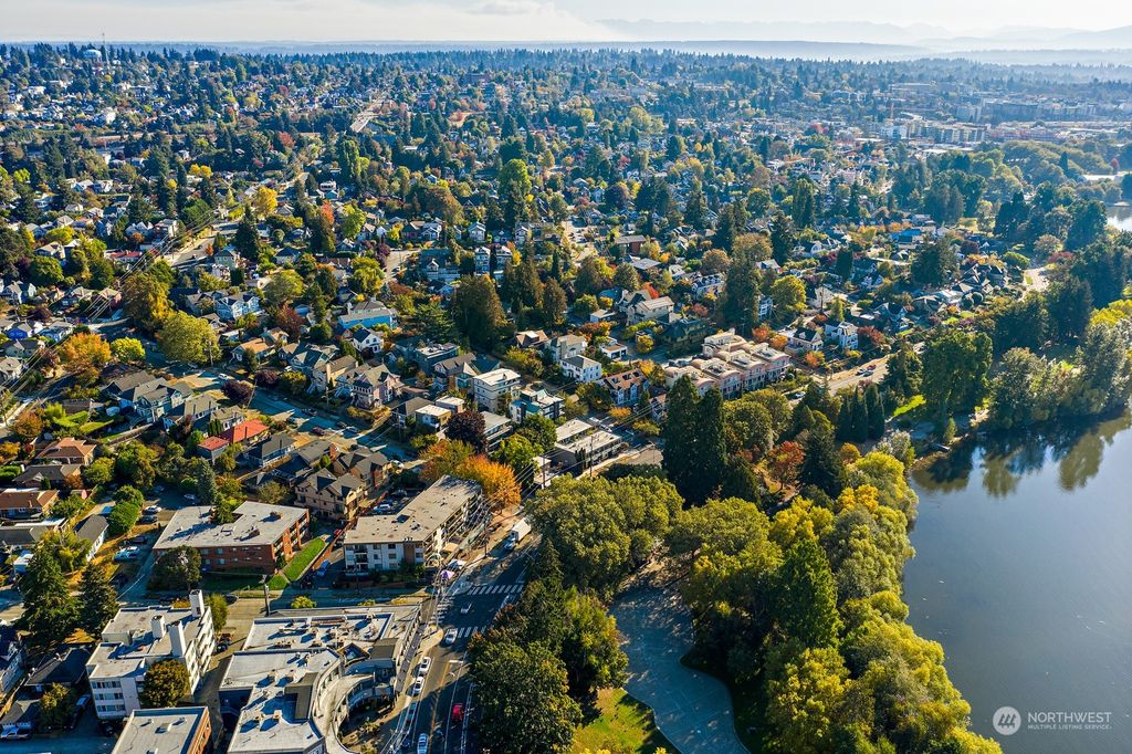 Photo of 2010 N 78th Street, Seattle, WA 98103 (MLS # 2171731)