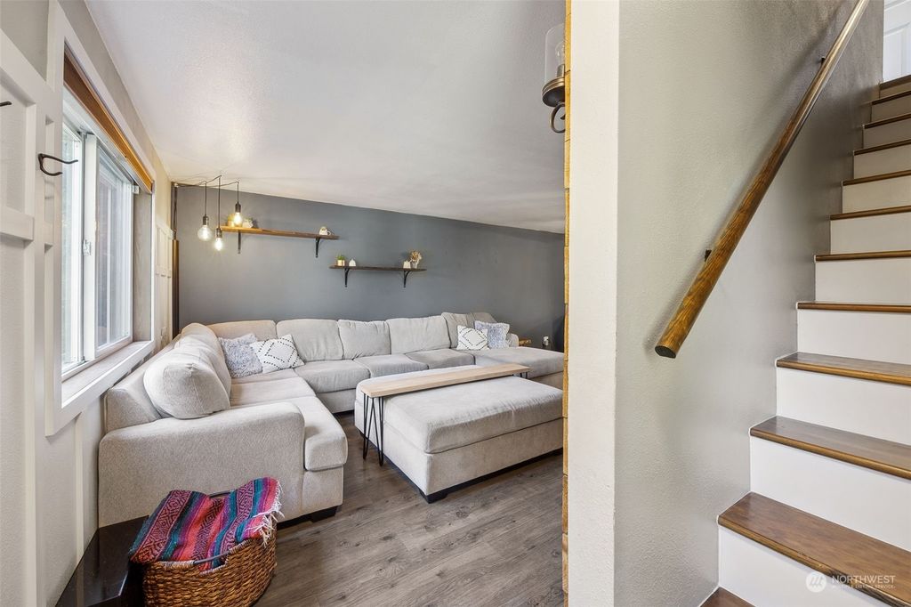 Photo of 421 2nd Avenue SE, Pacific, WA 98047 (MLS # 2328229)