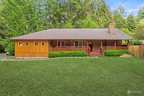 A home in Anderson Island