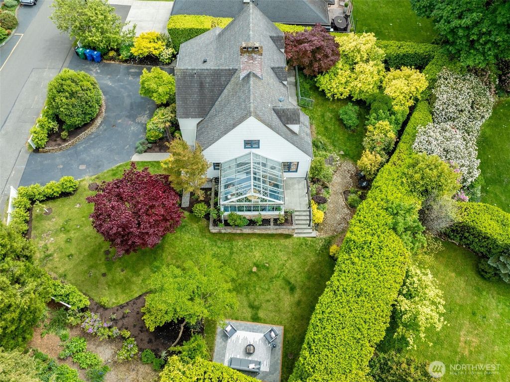 Photo of 10053 15th Avenue NW, Seattle, WA 98177 (MLS # 2376314)