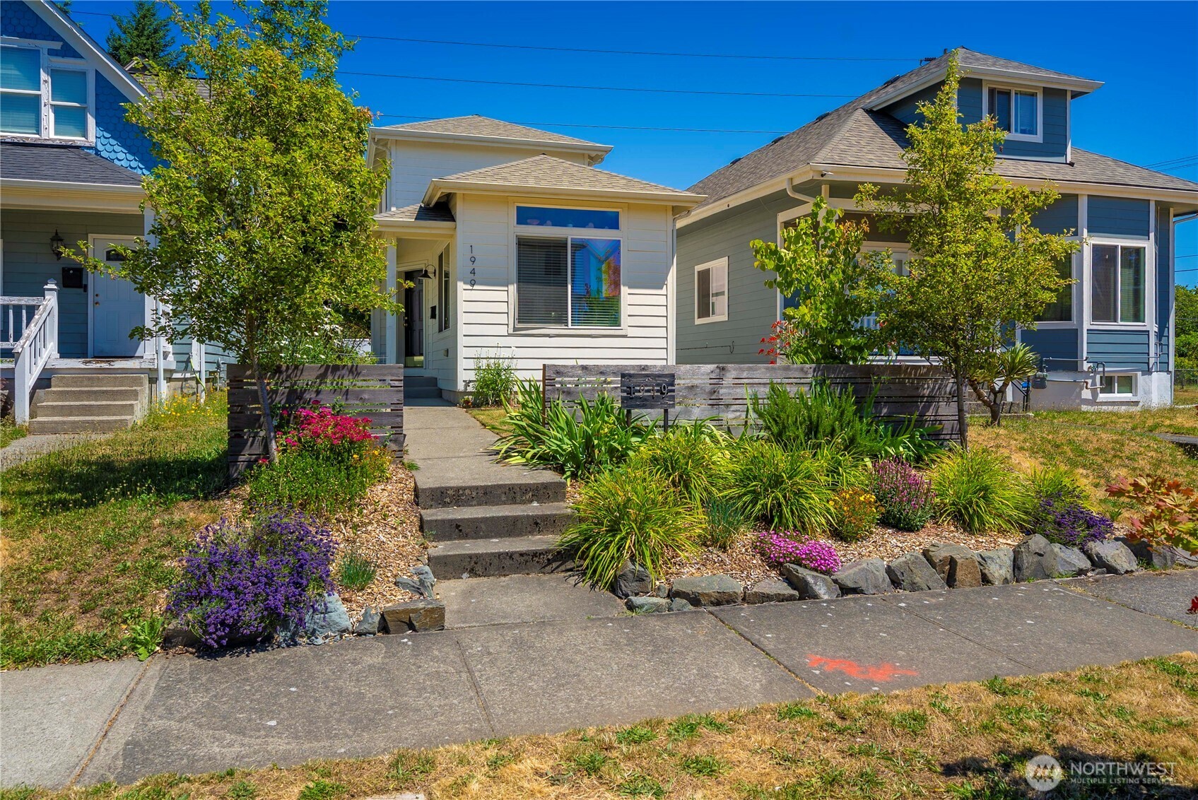 1949 S Sheridan Avenue