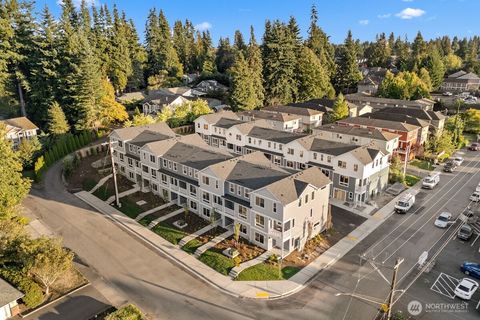 Photo of 7027 Rainier Drive #H, Everett, WA 98203 (MLS # 2457788)