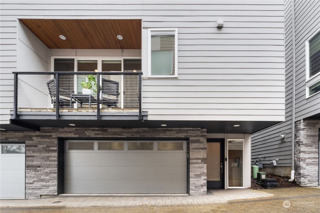 Photo of 226 4th Avenue #8, Kirkland, WA 98033 (MLS # 2219684)