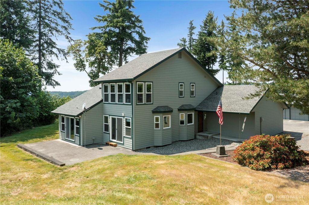 Photo of 21806 168th Street E, Orting, WA 98360 (MLS # 2479353)