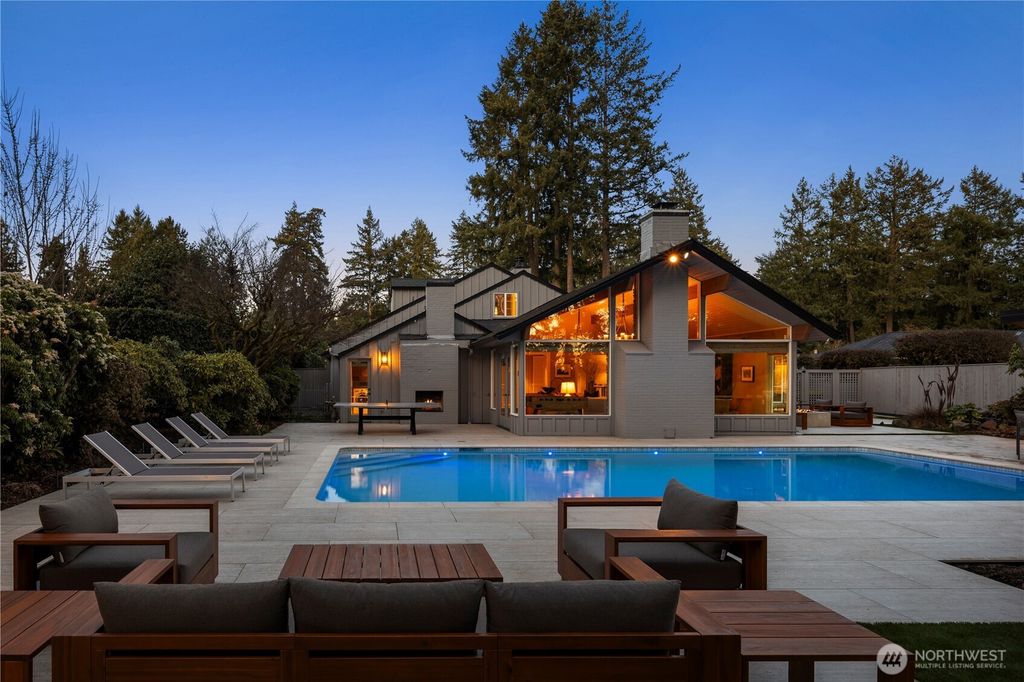 Photo of 27 Forest Glen Lane SW, Lakewood, WA 98498 (MLS # 2479062)