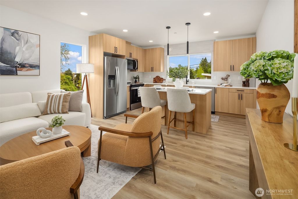 Photo of 322 NW 47th Street #C, Seattle, WA 98107 (MLS # 2416040)