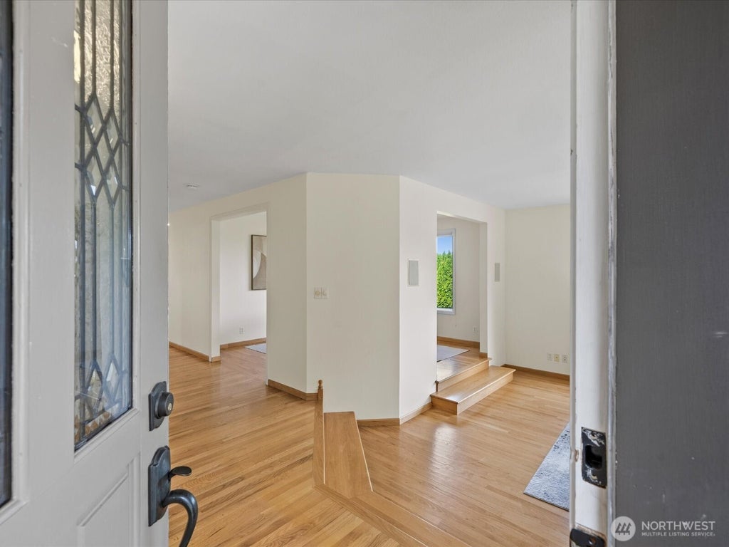 Photo of 5032 Narbeck Avenue, Everett, WA 98203 (MLS # 2580350)