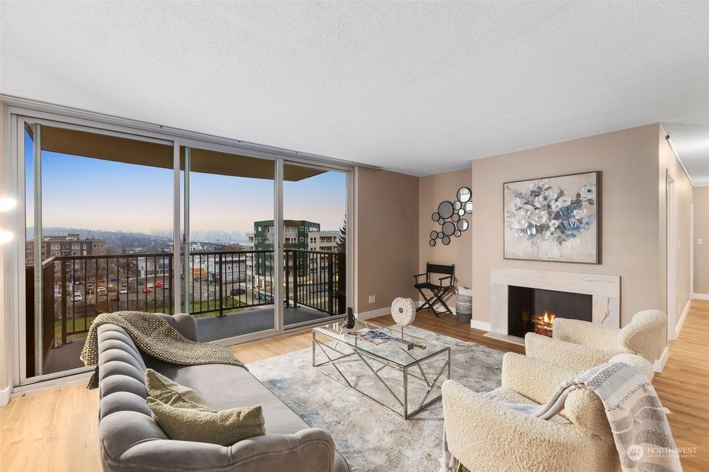 Photo of 4540 8th Avenue NE #506, Seattle, WA 98105 (MLS # 2323219)