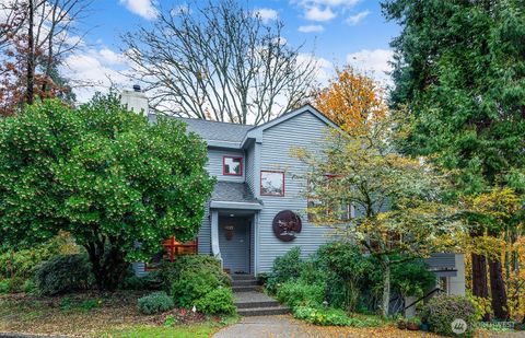 Photo of 930 37th Avenue, Seattle, WA 98122 (MLS # 2449085)