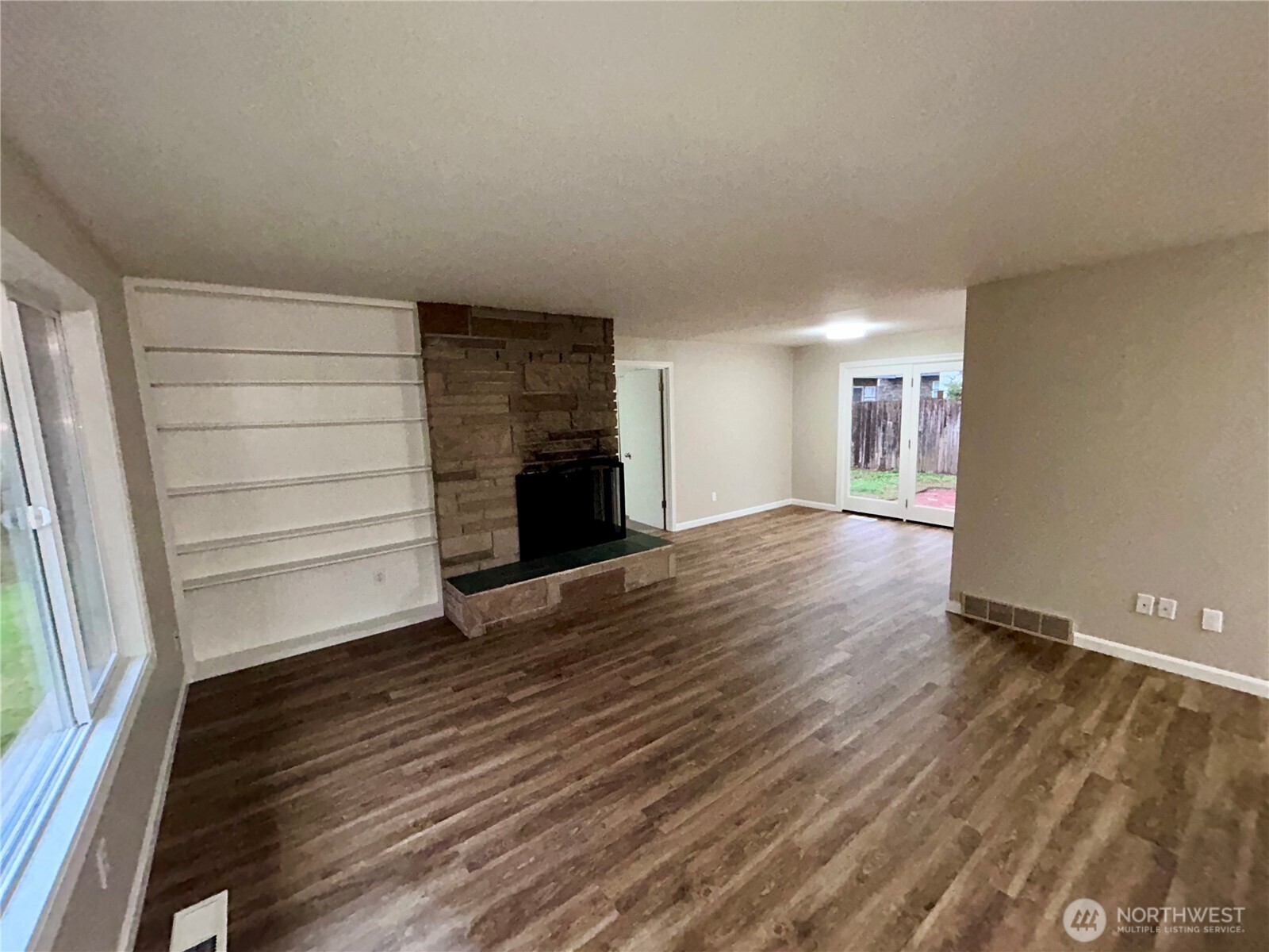 19221 100th Avenue NE