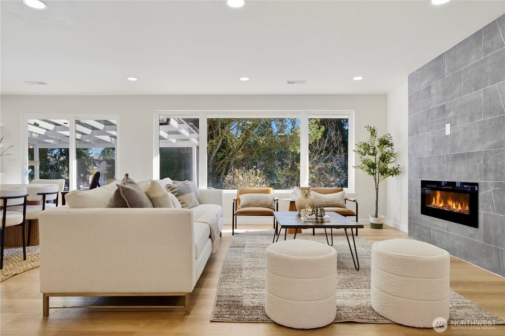 Photo of 4619 Marble Lane, Everett, WA 98203 (MLS # 2479038)