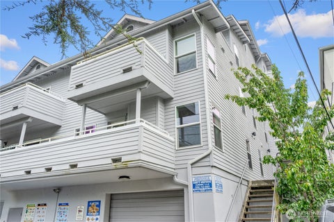 Photo of 3435 California Avenue SW #103, Seattle, WA 98116 (MLS # 2585935)