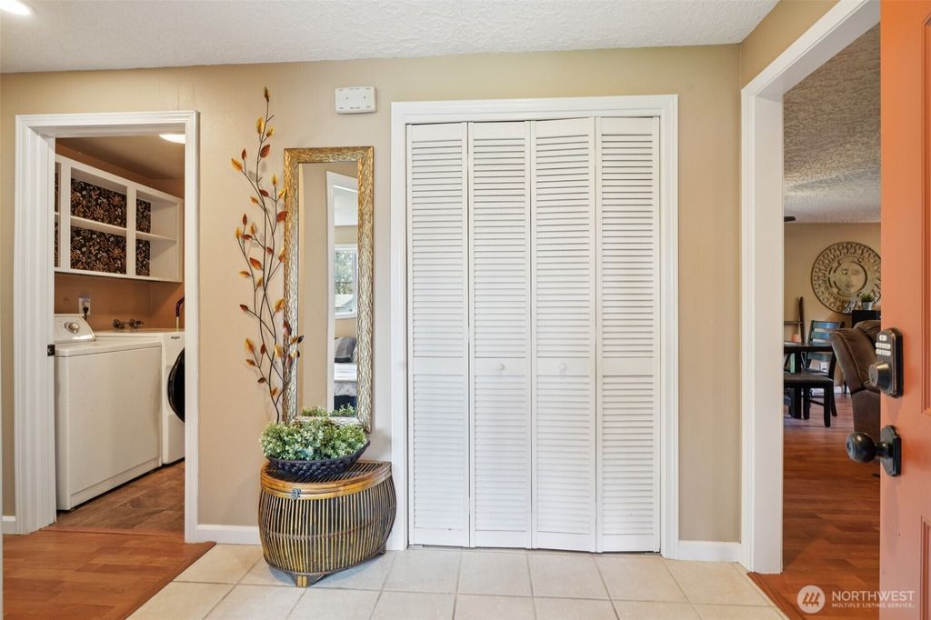 Photo of 15404 NE 41st Street, Vancouver, WA 98682 (MLS # 2501056)