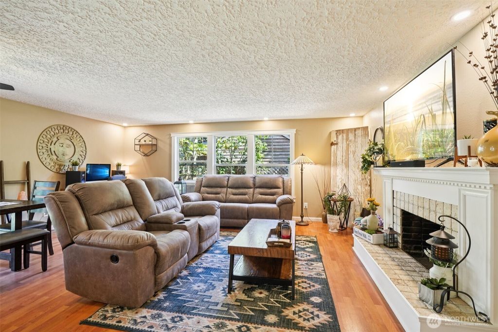 Photo of 15404 NE 41st Street, Vancouver, WA 98682 (MLS # 2501056)