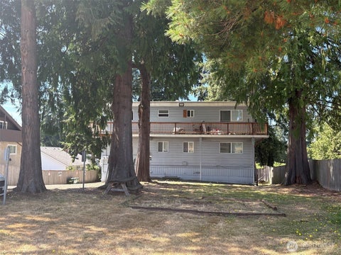 Photo of 17816 44th Avenue W, Lynnwood, WA 98037 (MLS # 2570048)