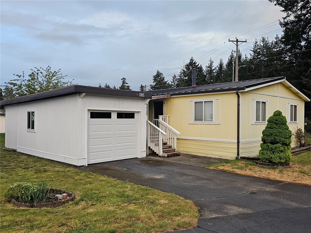 Photo of 20727 8th Avenue Ct E #1, Spanaway, WA 98387 (MLS # 2597073)