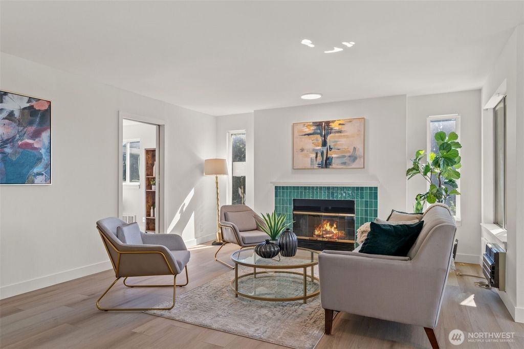 Photo of 1312 S Massachusetts Street #302, Seattle, WA 98144 (MLS # 2407964)