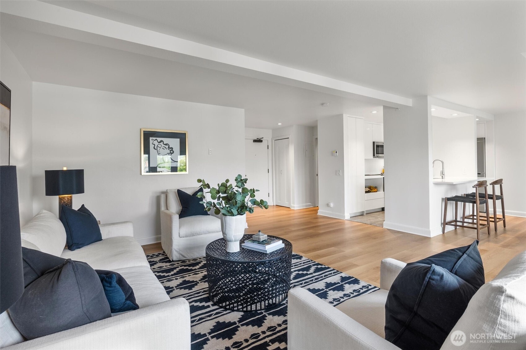 1401 5th Avenue W 402