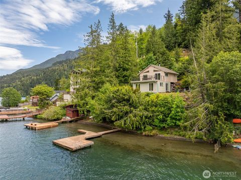 49 Sunny Point Lane Port Angeles WA 98363