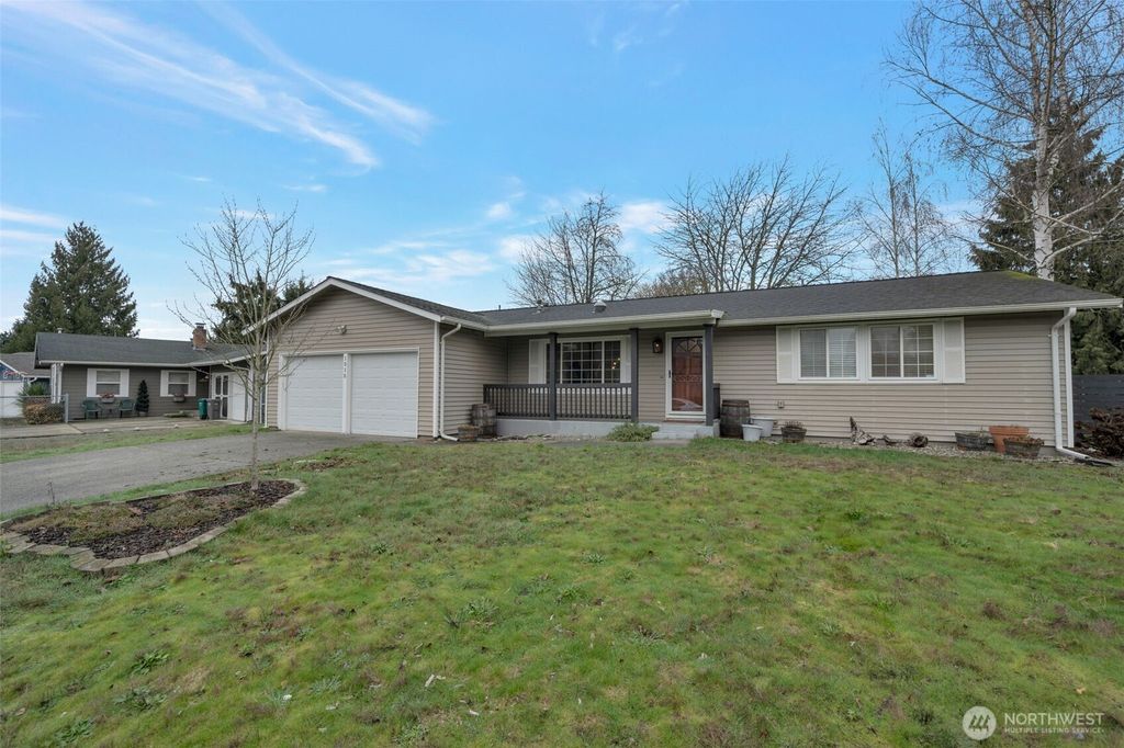 Photo of 1515 34th Street SE, Auburn, WA 98002 (MLS # 2467441)