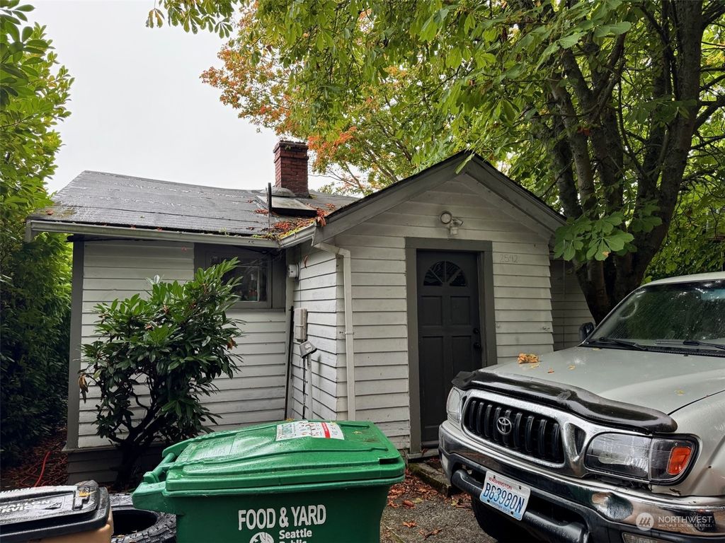 Photo of 2542 30th Ave W, Seattle, WA 98119 (MLS # 2293446)