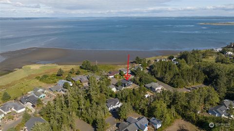 A home in Ocean Shores