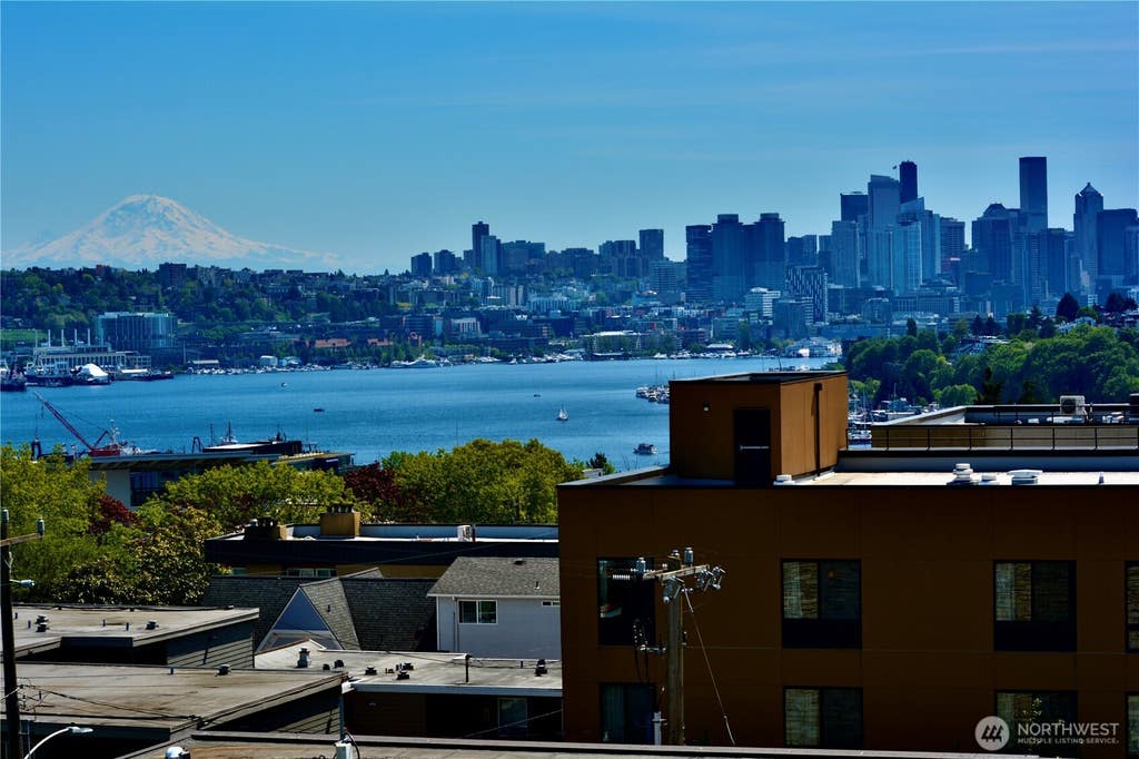 Photo of 4020 Aurora Avenue N #304, Seattle, WA 98103 (MLS # 2537952)