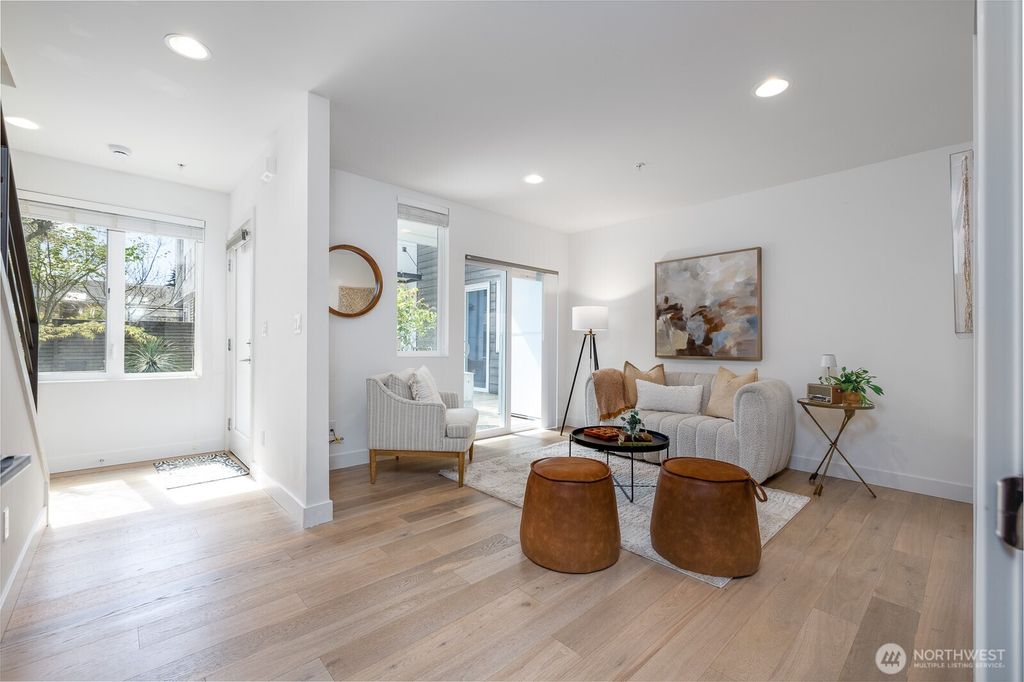 Photo of 4331 Woodland Park Avenue N, Seattle, WA 98103 (MLS # 2510653)