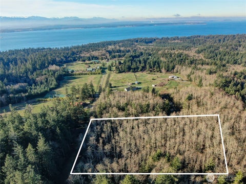 Photo of 0 xxx Lamb Rest Lane, Greenbank, WA 98253 (MLS # 2582387)