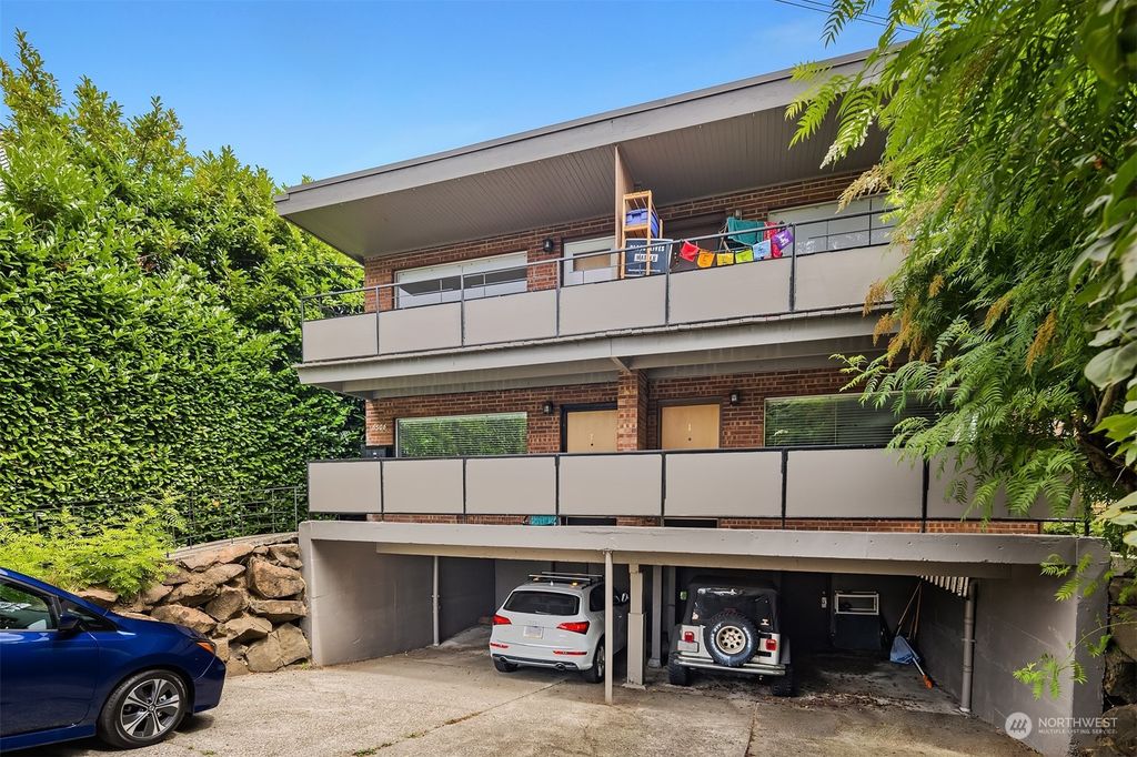 Photo of 6506 NE 4th Avenue NE, Seattle, WA 98115 (MLS # 2042700)