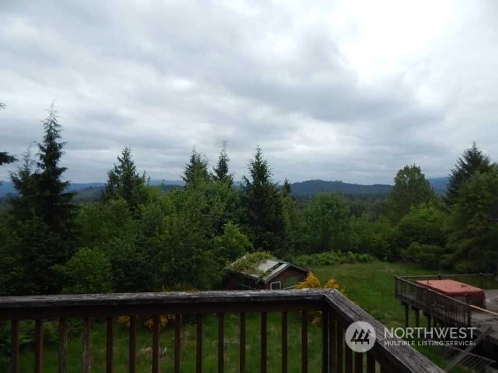 Photo of 19312 Skinner Road, Granite Falls, WA 98252 (MLS # 2074098)