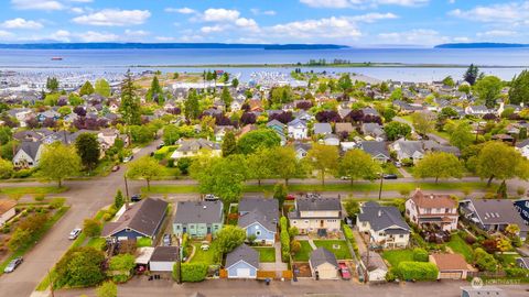 A home in Everett