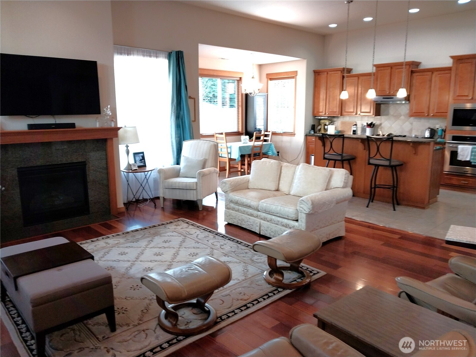 6812 37th Street Ct W