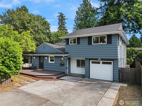 Photo of 303 NW 117th Street, Seattle, WA 98177 (MLS # 2545506)