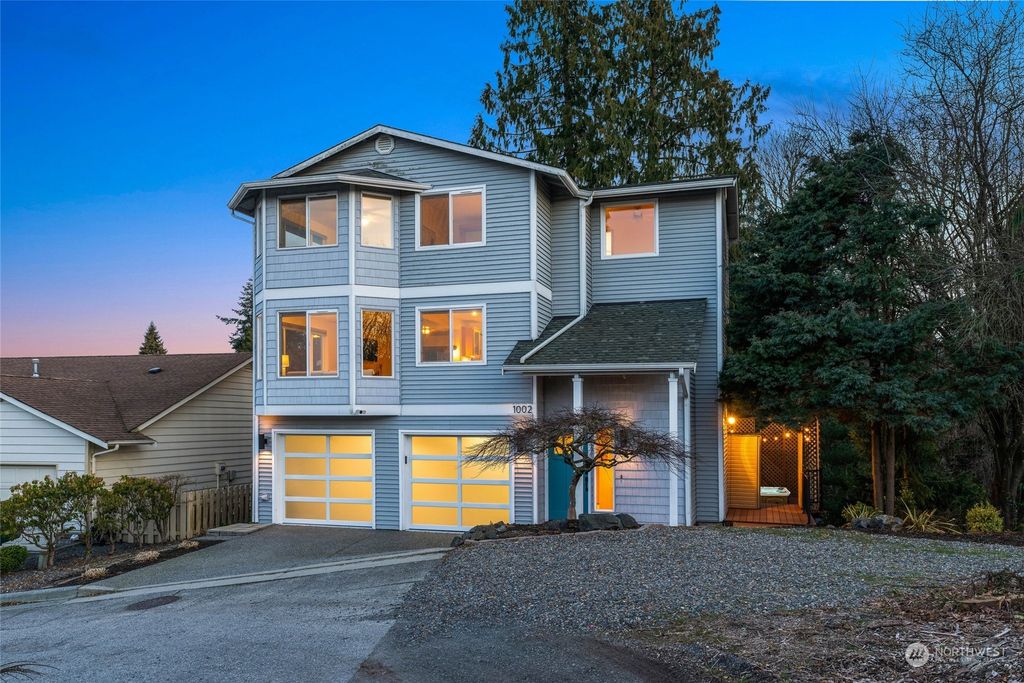 Photo of 1002 Angle Lane, Everett, WA 98201 (MLS # 2038878)