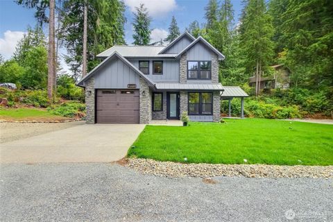 Photo of 20112 S Monte Cristo Way, Granite Falls, WA 98252 (MLS # 2419210)