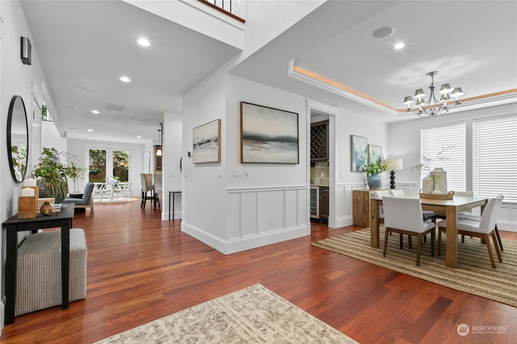 Photo of 308 2nd Street S, Kirkland, WA 98033 (MLS # 2243674)