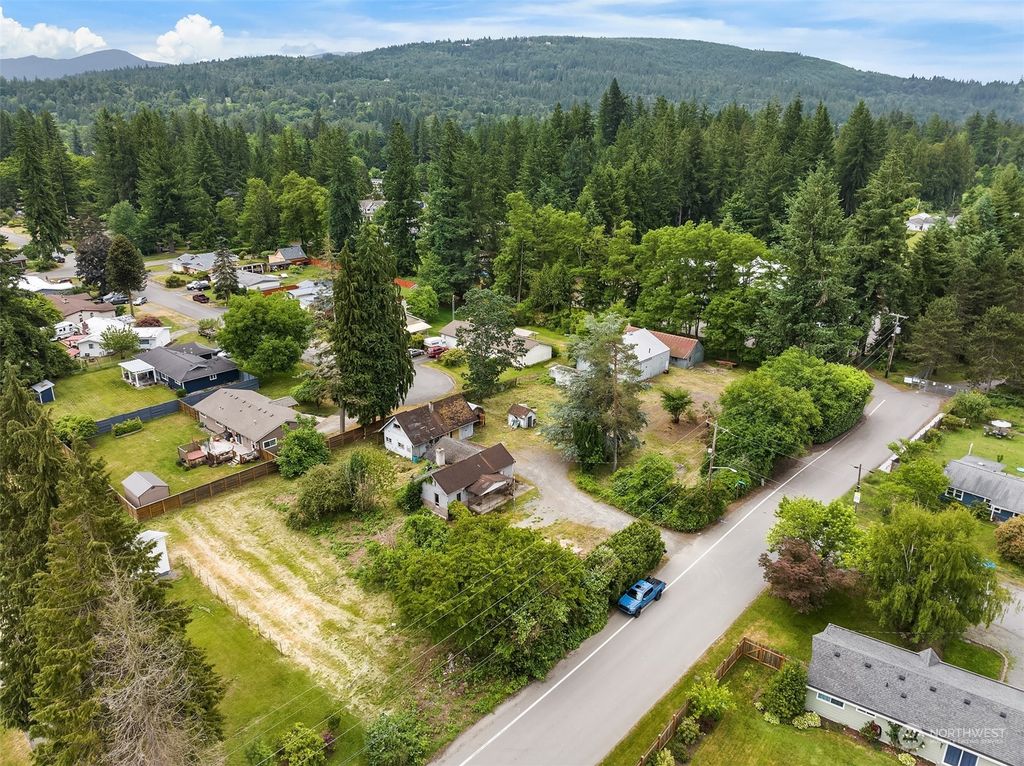 Photo of 32825 SE 42nd Street, Fall City, WA 98024 (MLS # 2128419)