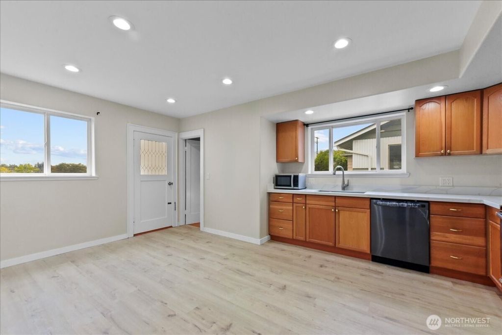 Photo of 2202 20th Avenue S, Seattle, WA 98144 (MLS # 2514398)