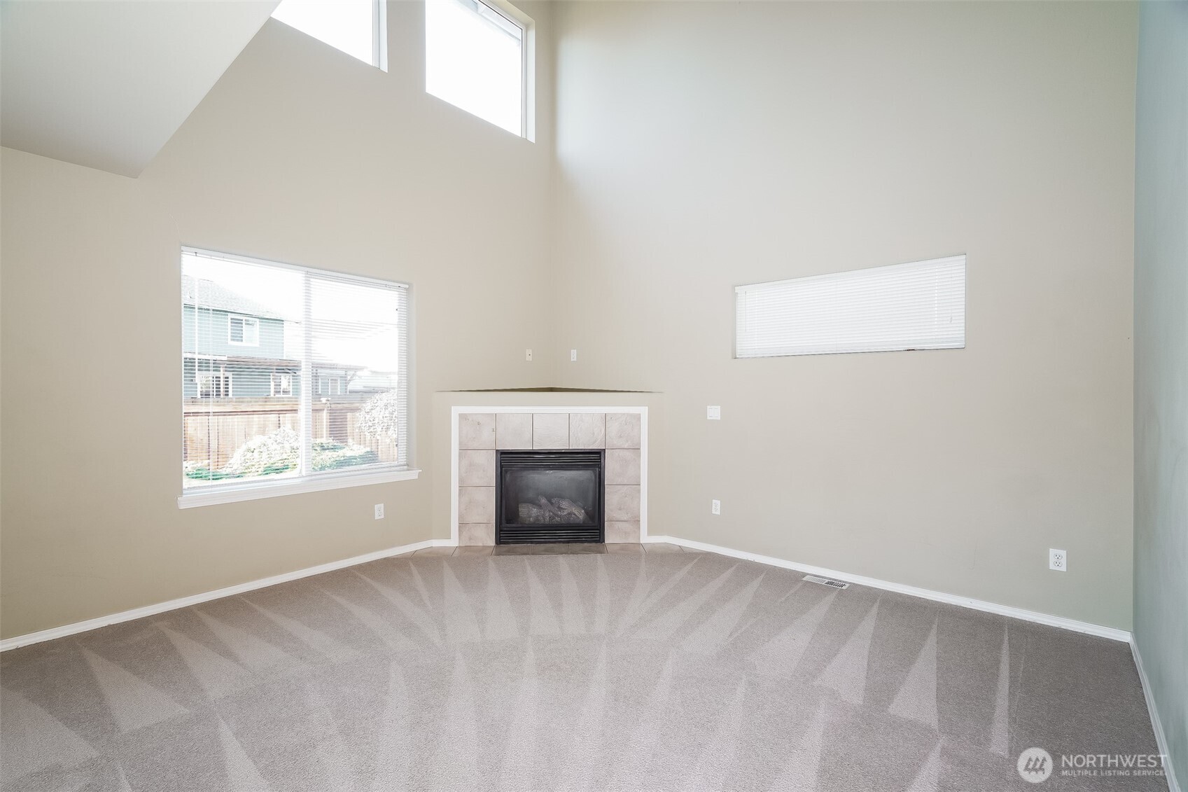 10907 185th Avenue E