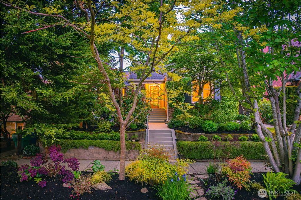 Photo of 650 NW 78th Street, Seattle, WA 98117 (MLS # 2342807)