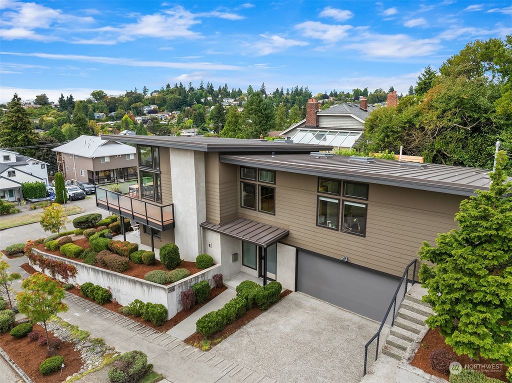 Photo of 4518 SW Edmunds Street, Seattle, WA 98116 (MLS # 2292221)